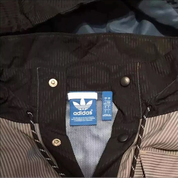 Adidas pullover - Picture 2 of 2